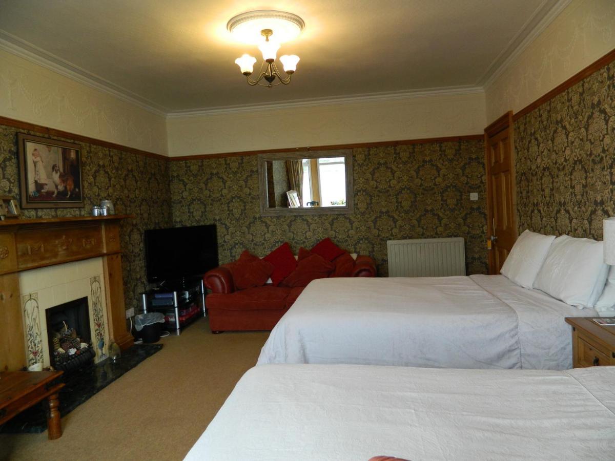 Sunnyside House Bed & Breakfast รอธเซย์ ภายนอก รูปภาพ